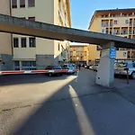 Ampio bilocale nuova ristrutturazione 4 piano.